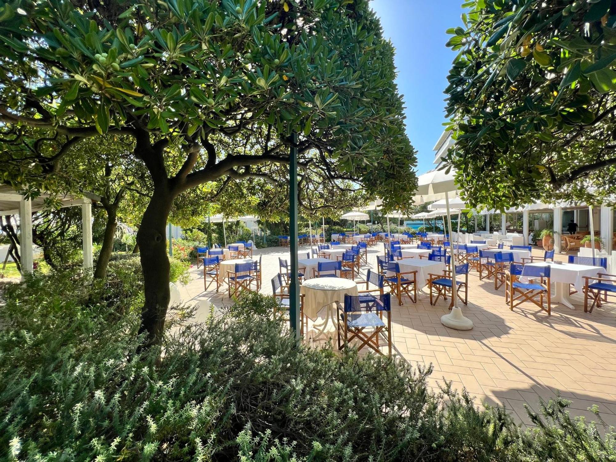 Hotel Parco Delle Rose Silvi Marina Esterno foto